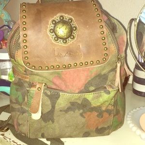 Montana West camo mini backpack